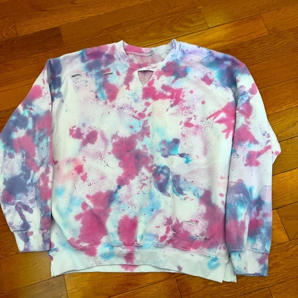 Tops - Tie dye distressed sweatshirt